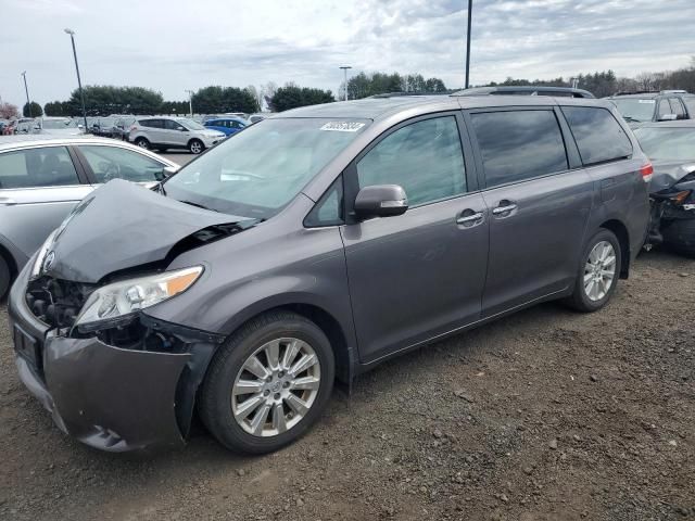 2013 Toyota Sienna XLE