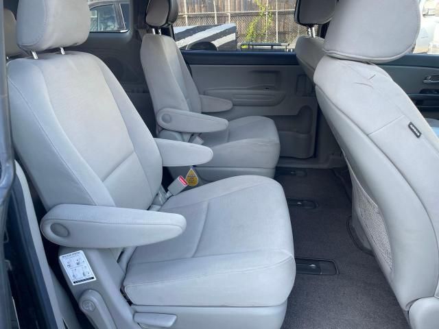 2015 KIA Sedona LX