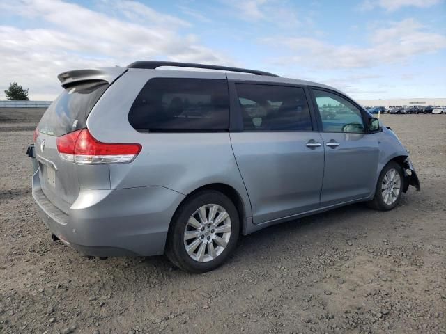 2012 Toyota Sienna XLE