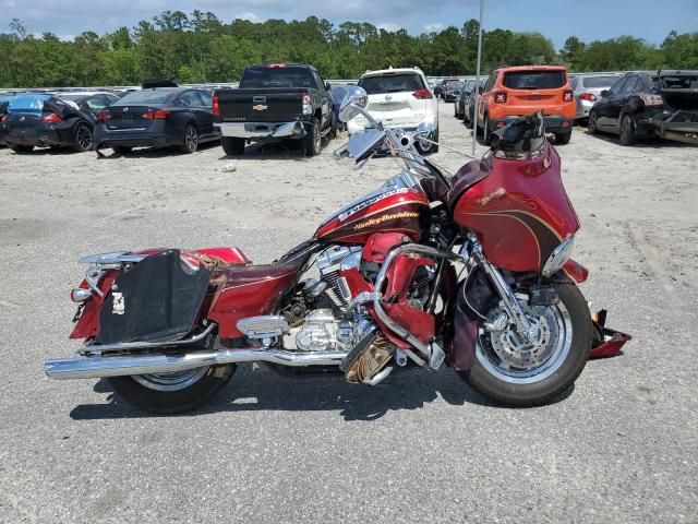 2005 Harley-Davidson FLHTCSE2