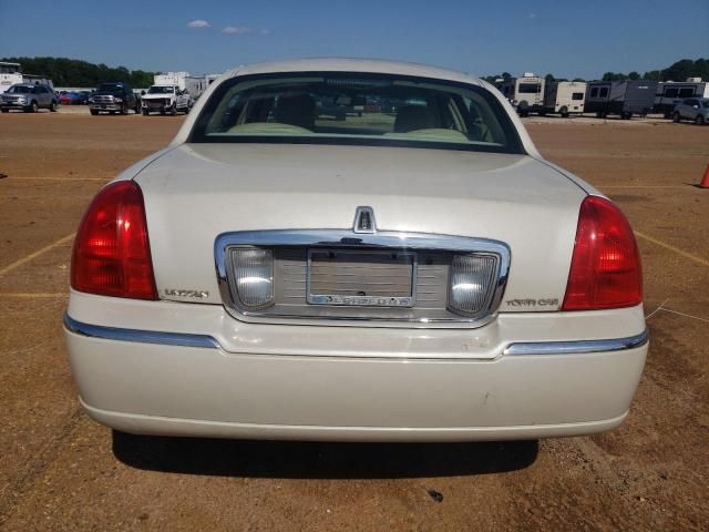 2007 Lincoln Town Car Signature