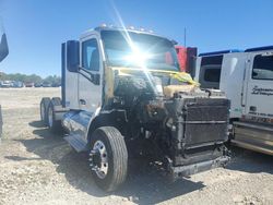 Lots with Bids for sale at auction: 2017 Peterbilt 579