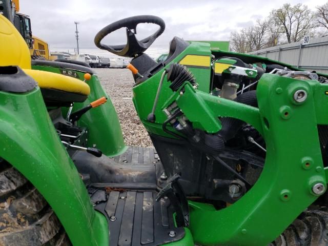 2022 John Deere 3032E