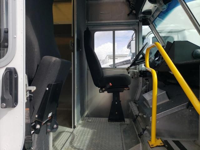 2022 Freightliner Chassis M Line WALK-IN Van