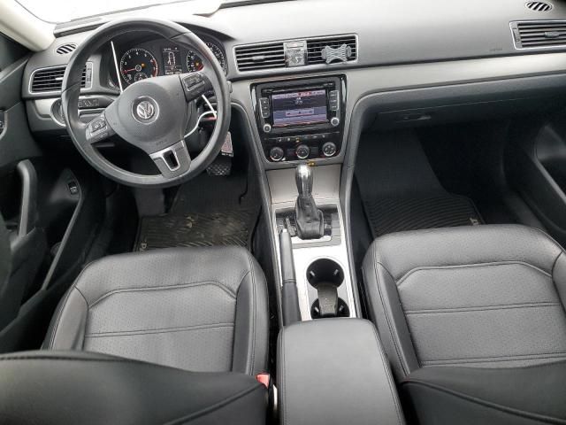 2014 Volkswagen Passat SE