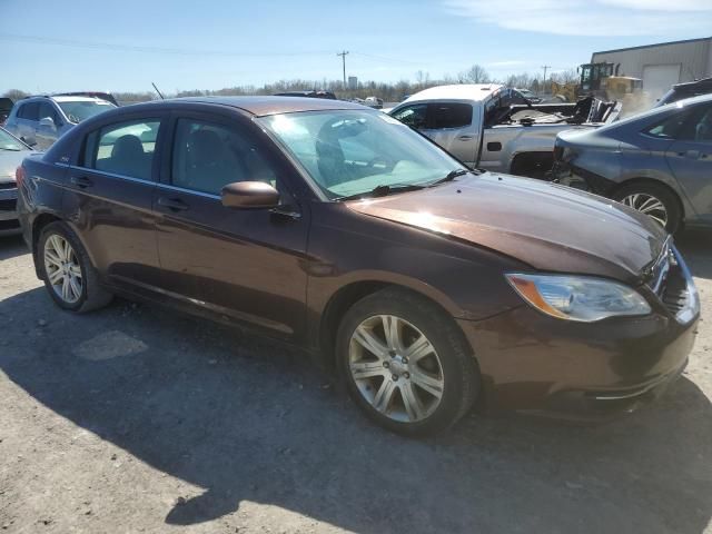 2013 Chrysler 200 Touring