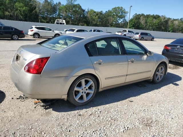 2004 Nissan Maxima SE