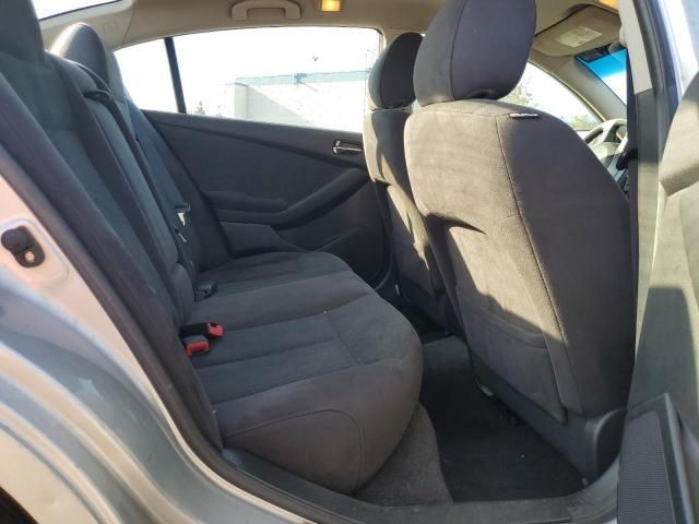 2011 Nissan Altima Base