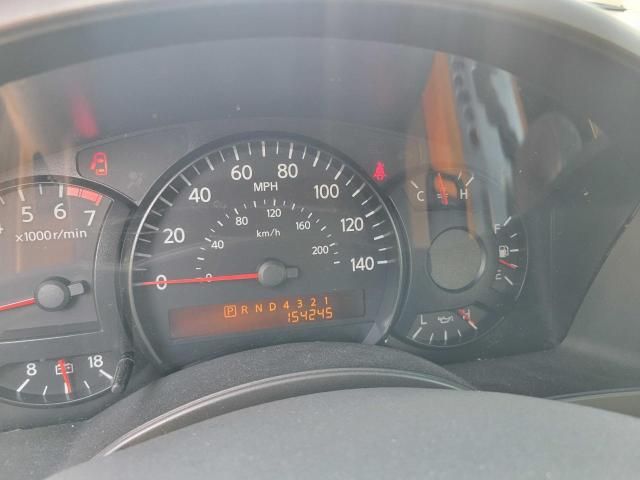 2004 Nissan Armada SE