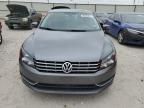 2015 Volkswagen Passat SE