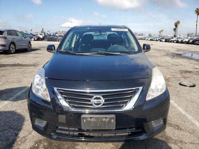 2013 Nissan Versa S