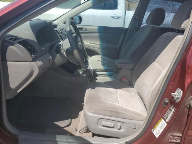 2004 Toyota Camry LE