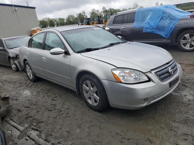 2004 Nissan Altima Base