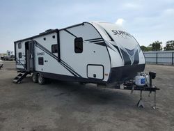 Camiones salvage sin ofertas aún a la venta en subasta: 2020 Suntracker Trailer