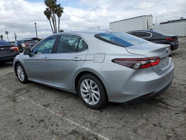 2022 Toyota Camry LE