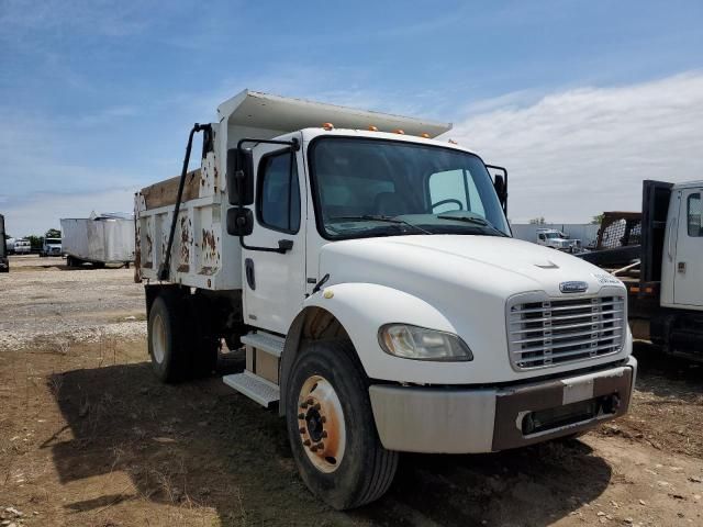 2003 Freightliner M2 106 Medium Duty