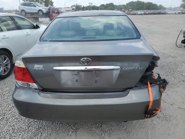 2005 Toyota Camry LE