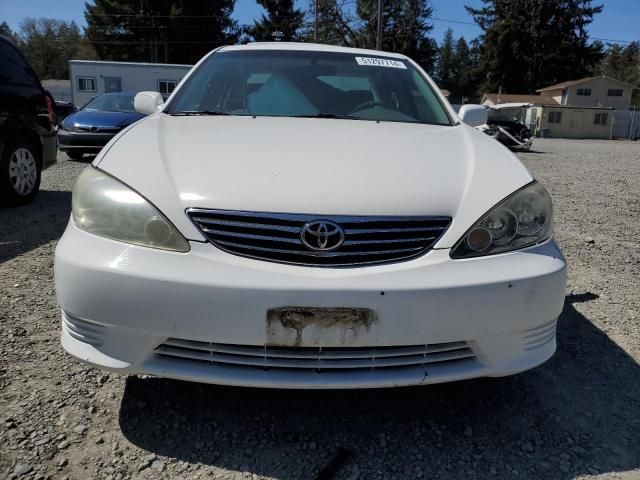 2005 Toyota Camry LE