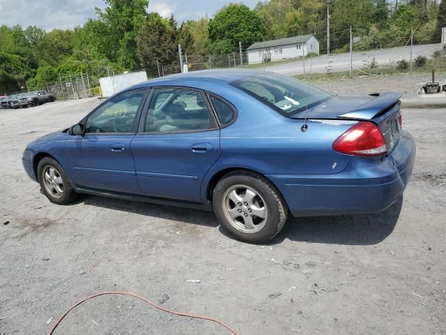 2004 Ford Taurus SE