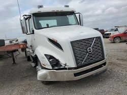 Salvage trucks for sale at Houston, TX auction: 2020 Volvo VN VNL