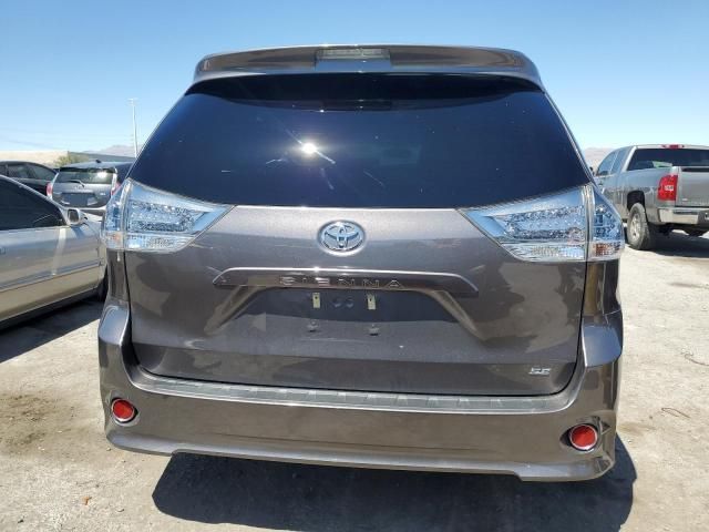 2015 Toyota Sienna Sport