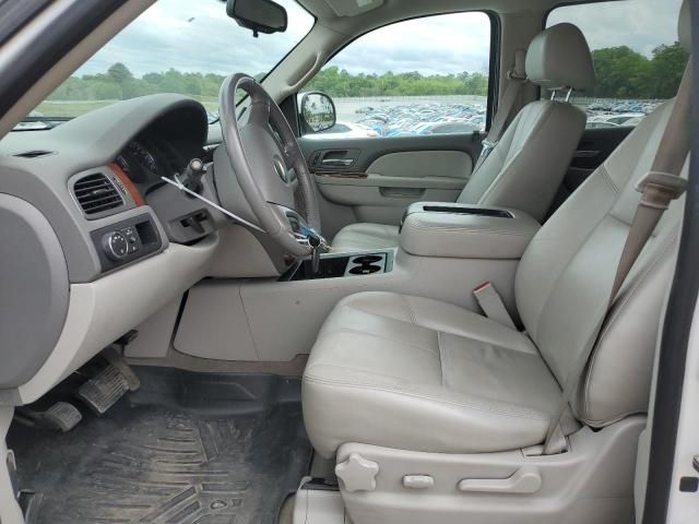 2013 Chevrolet Suburban C1500 LT