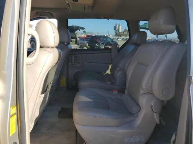 2008 Toyota Sienna XLE