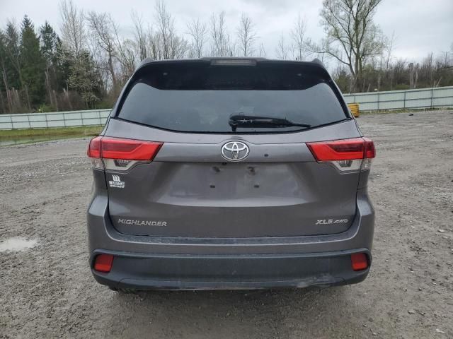 2018 Toyota Highlander SE