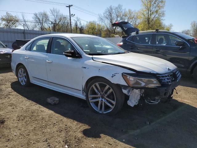 2017 Volkswagen Passat R-Line