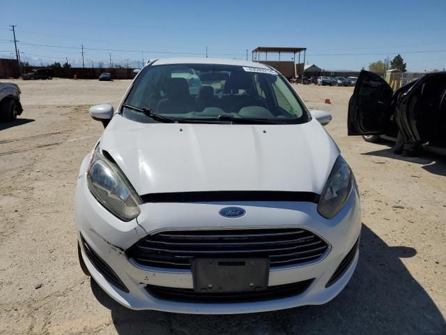 2015 Ford Fiesta SE