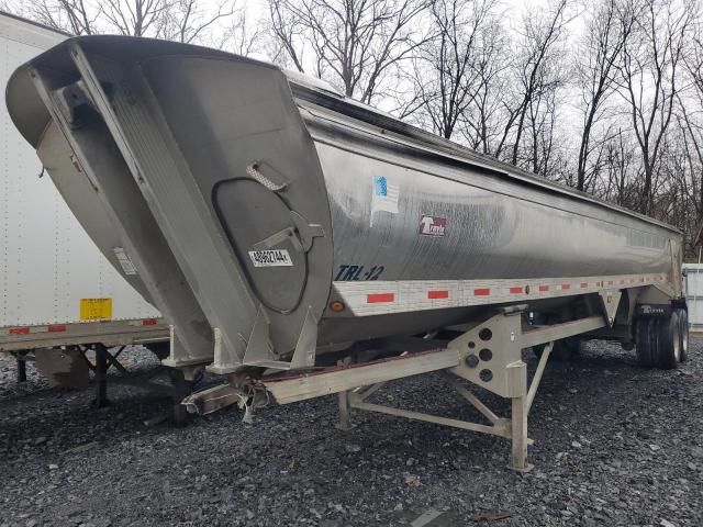 2017 Trail King Dump Trailer