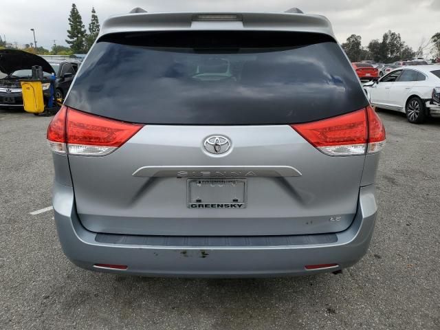 2014 Toyota Sienna LE