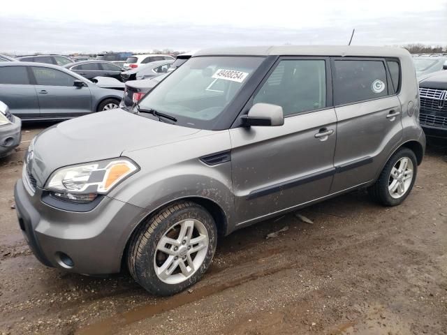 2011 KIA Soul +