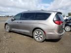 2018 Chrysler Pacifica Hybrid Limited