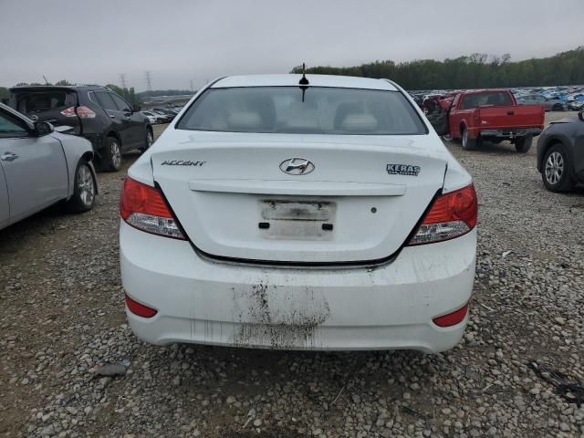 2013 Hyundai Accent GLS