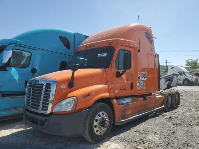 2012 Freightliner Cascadia 125