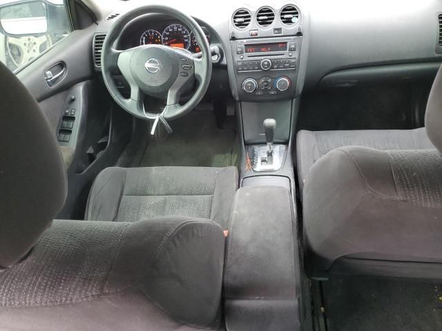 2010 Nissan Altima Base