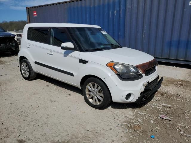 2013 KIA Soul +