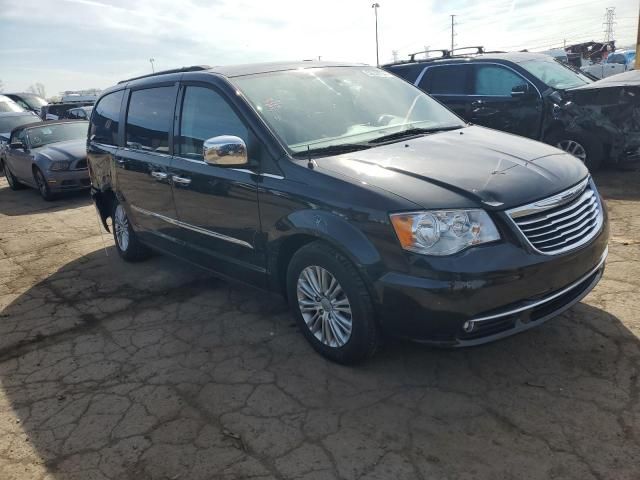 2015 Chrysler Town & Country Touring L