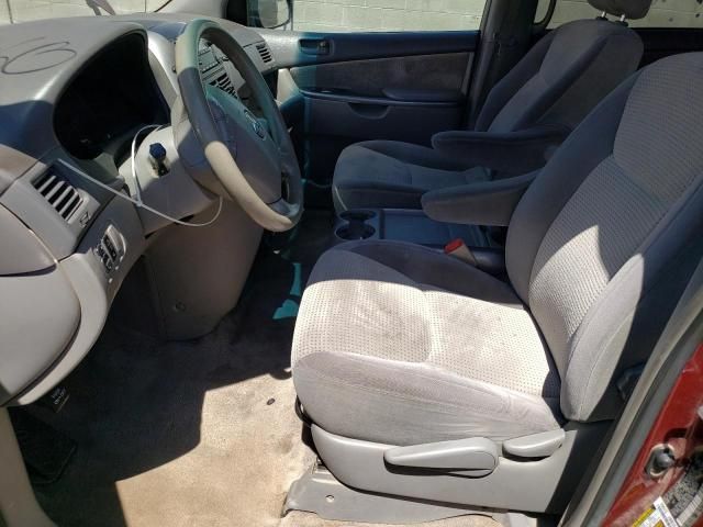 2007 Toyota Sienna CE