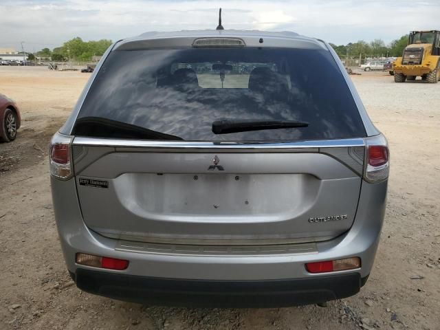 2014 Mitsubishi Outlander SE