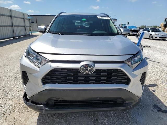 2020 Toyota Rav4 LE