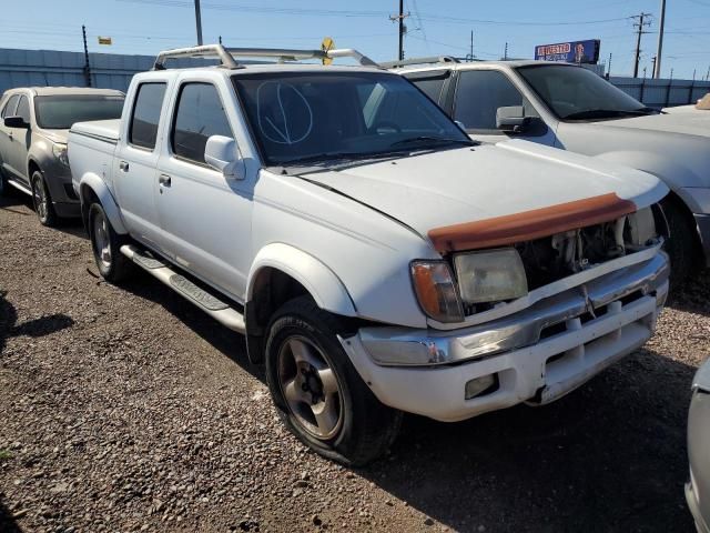 2000 Nissan Frontier Crew Cab XE