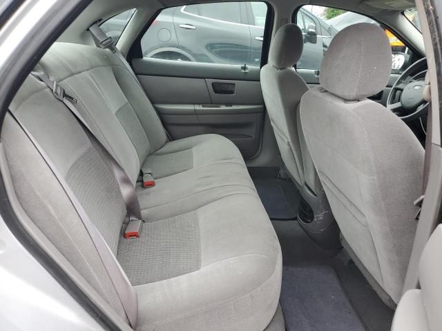 2006 Ford Taurus SE