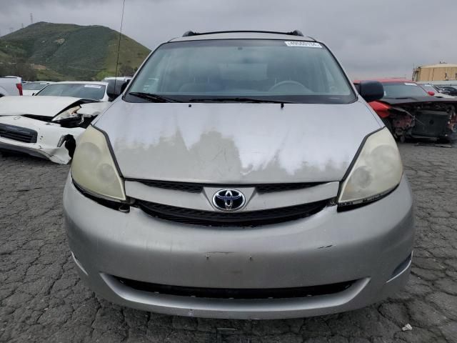 2006 Toyota Sienna CE