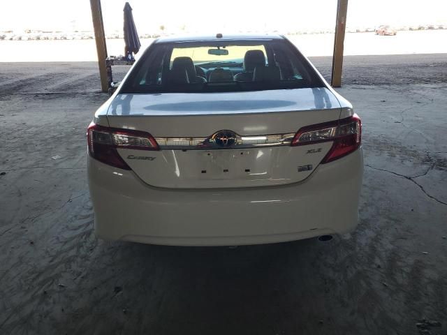 2014 Toyota Camry Hybrid