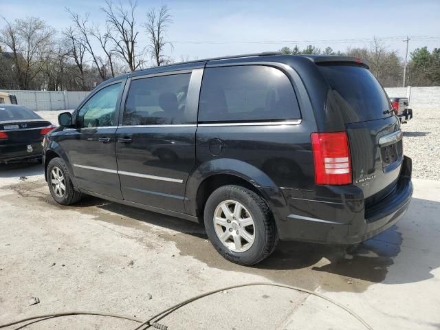 2010 Chrysler Town & Country Touring