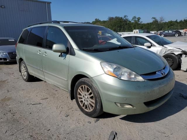 2008 Toyota Sienna XLE