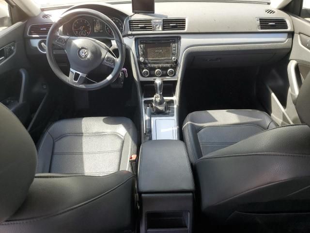 2012 Volkswagen Passat SE