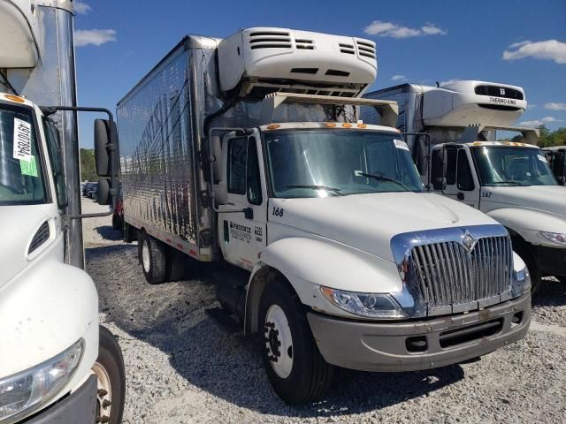 2004 International 4000 4300